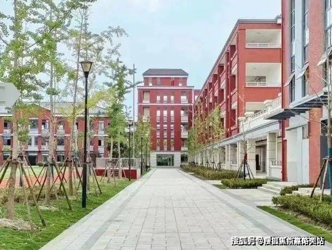 招商中旅·揽阅-官方网站-招商中旅·揽阅+户型配套+2024最新房价(图26) 招商中旅·揽阅-官方网站-招商中旅·揽阅+户型配套+2024最新房价(图26)