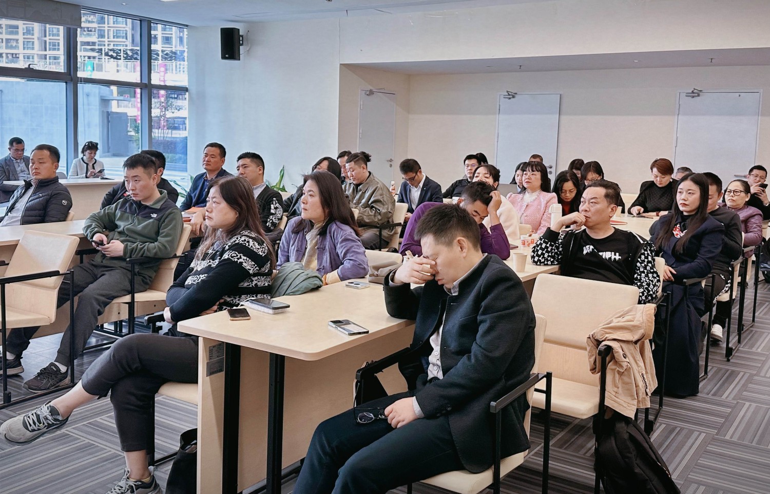 携手奋进 同铸辉煌 构建命运共同体(图3) 携手奋进 同铸辉煌 构建命运共同体(图3)