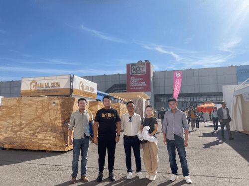 回顾2024展望2025!箭牌瓷砖如何走在行业前端(图3) 回顾2024展望2025!箭牌瓷砖如何走在行业前端(图3)