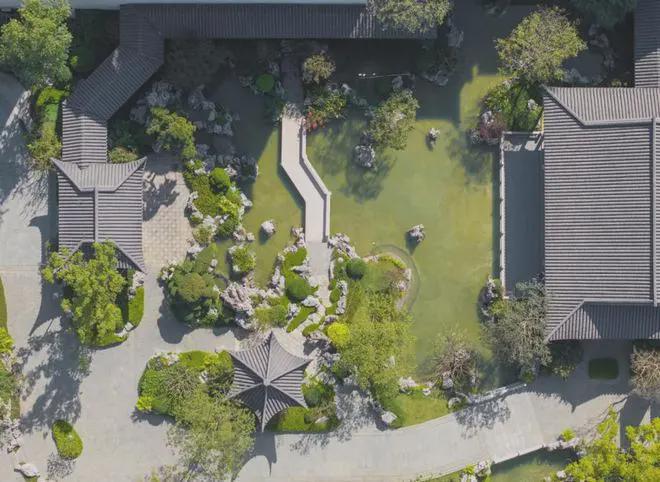 珠海翠湖香山-豪宅标配以旧换新(旧房换别墅)官方售楼处发布(图16) 珠海翠湖香山-豪宅标配以旧换新(旧房换别墅)官方售楼处发布(图16)